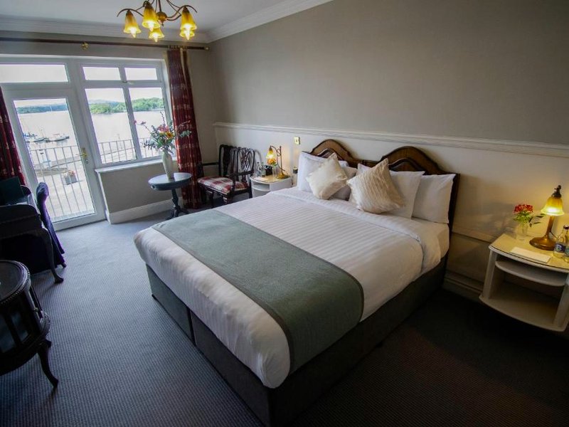 Lakeside Manor Hotelの写真