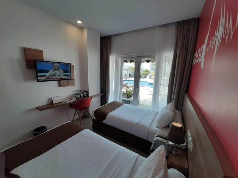 フロント ワン ホテル パメカサン マドゥーラ (Front One Hotel Pamekasan Madura)の写真