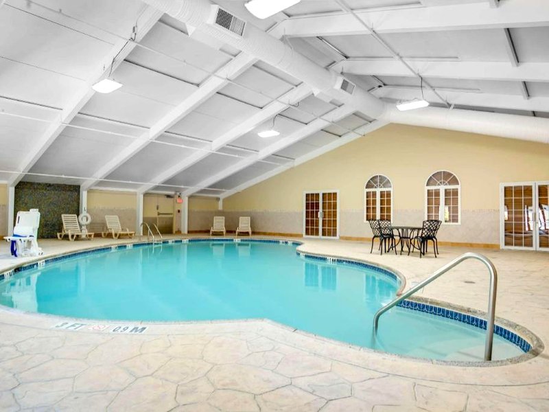 デイズ ホテル バイ ウィンダム トムズ リバー ジャージー ショア (Days Hotel by Wyndham Toms River Jersey Shore)の写真