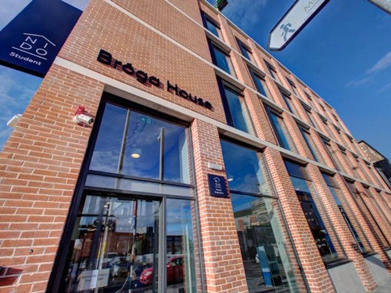 Destiny Student - Broga House Corkの写真