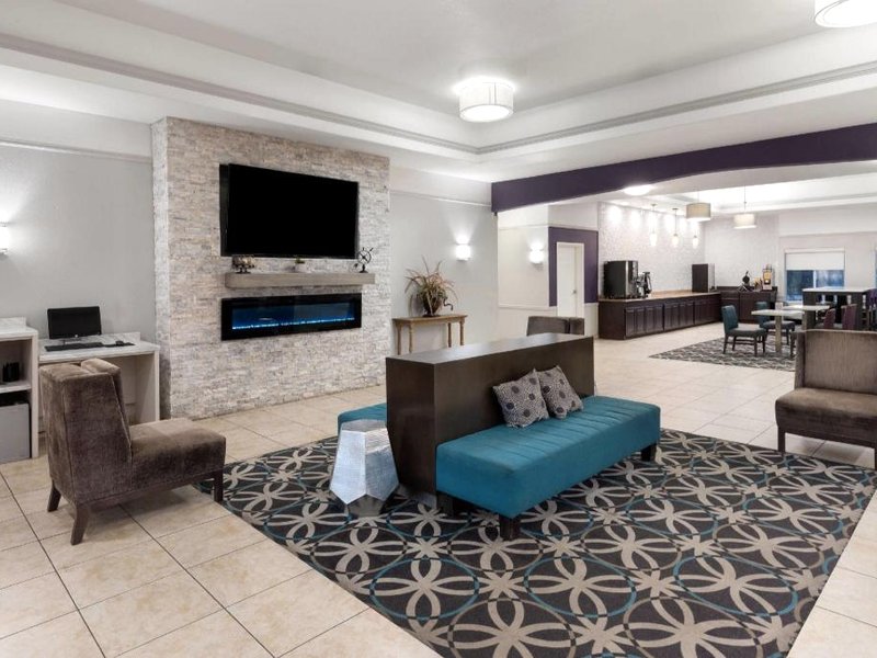La Quinta Inn & Suites by Wyndham Brownwoodの写真