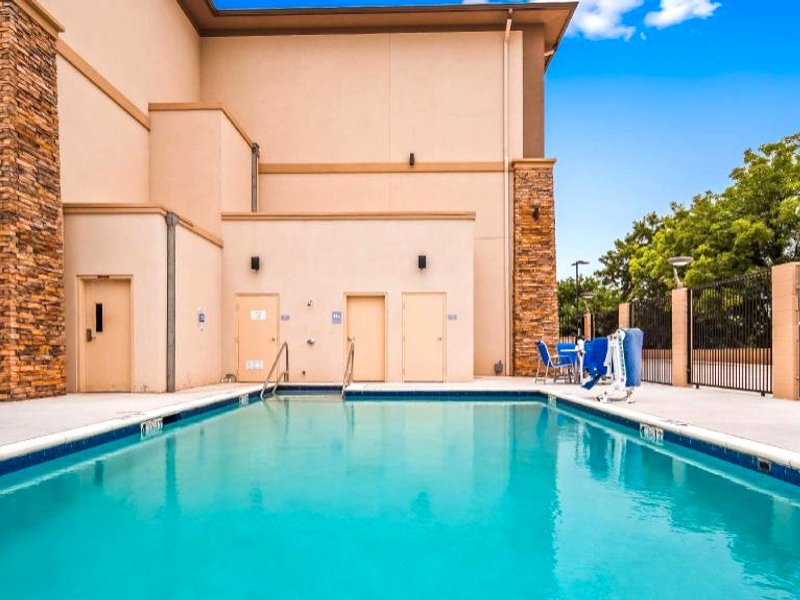 ベスト ウェスタン プラス ポールズ バレー (Best Western Plus Pauls Valley)の写真