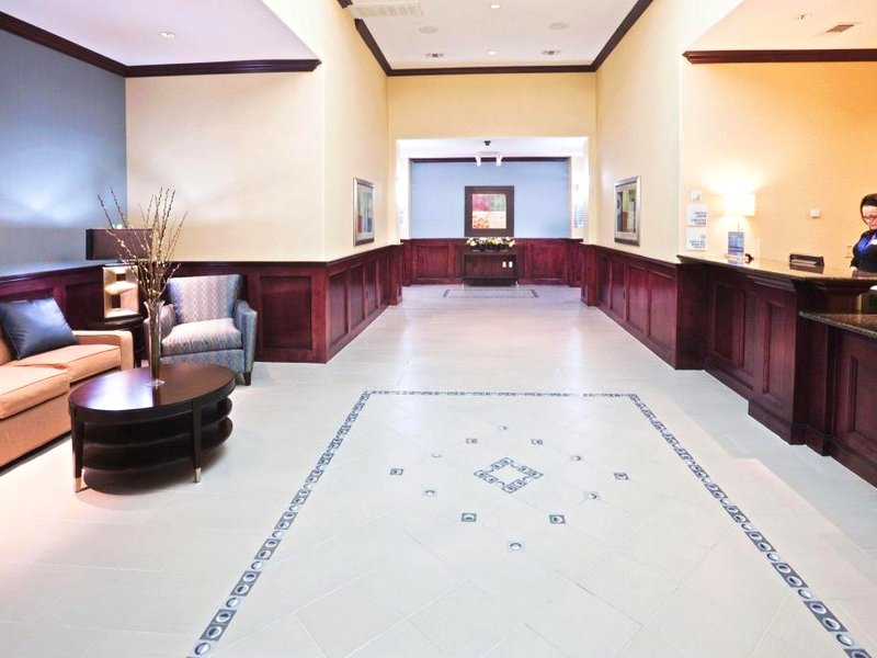 Holiday Inn Express and Suites Hotel - Pauls Valley By IHGの写真