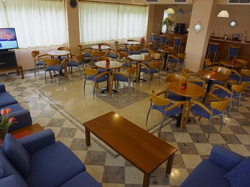 Iraklis Hotelの写真