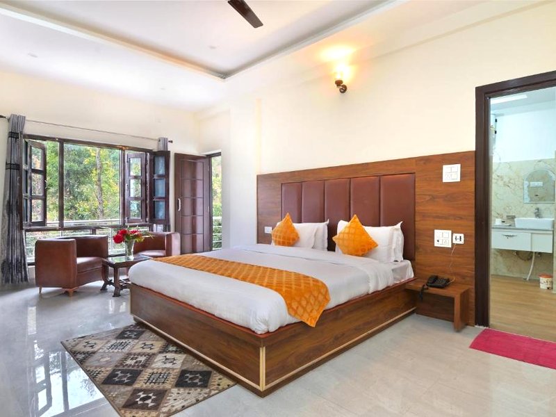 Dhanolti View By LA Riqueza - View of Valleys & Mountains - Near to Eco Park (LA Riqueza Dhanolti View # Most Favourite Hotel of Tourists # Mountain View Rooms # Near to Eco Park)の写真
