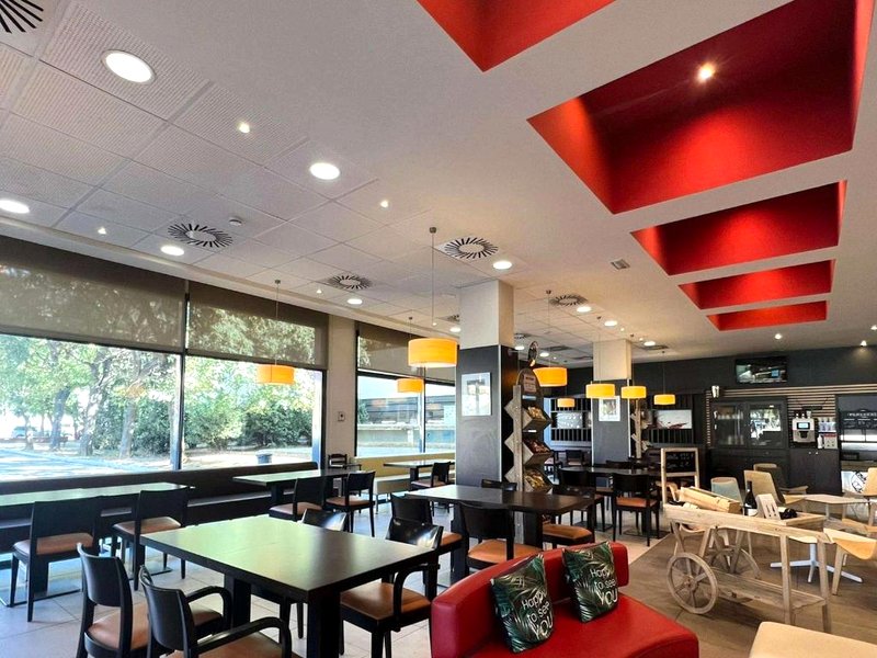 イビス バルセロナ リポリェット (ibis Barcelona Ripollet)の写真