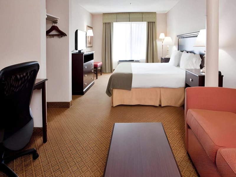 Holiday Inn Express Hotel And Suites Kinston By IHGの写真