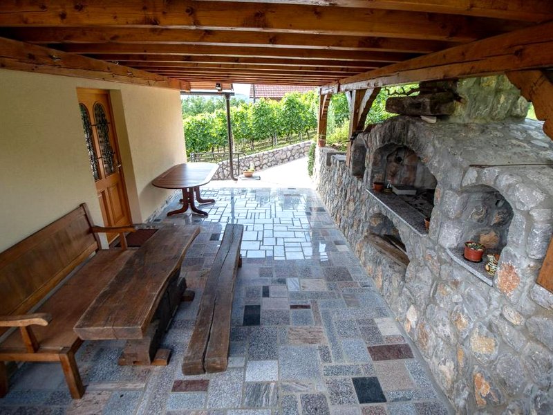 Vineyard Cottage Pod Piramidoの写真