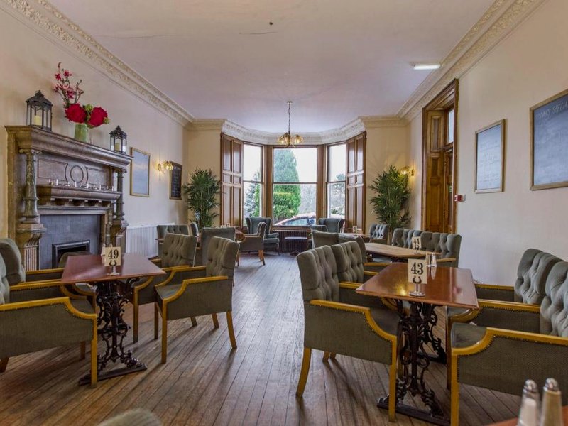 ネシーブリッジ ホテル (Nethybridge Hotel)の写真