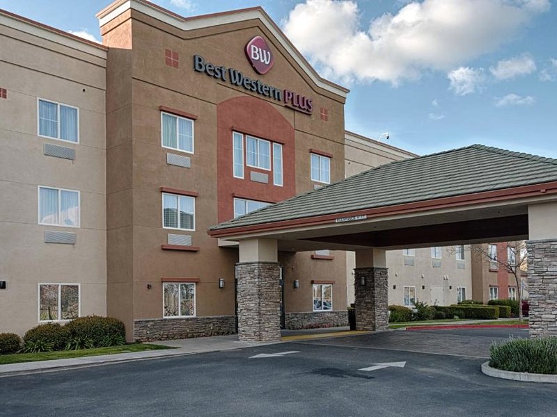 Best Western Plus Delta Inn & Suitesの写真