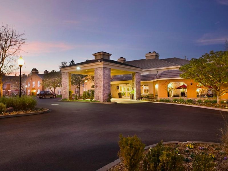 ホテル インディゴ ナパバレー バイ IHG (Hotel Indigo Napa Valley By IHG)の写真