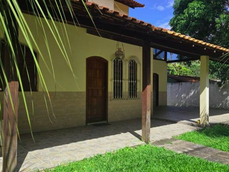 Casa na subida da Serra de Friburgo com Cachoeiraの写真