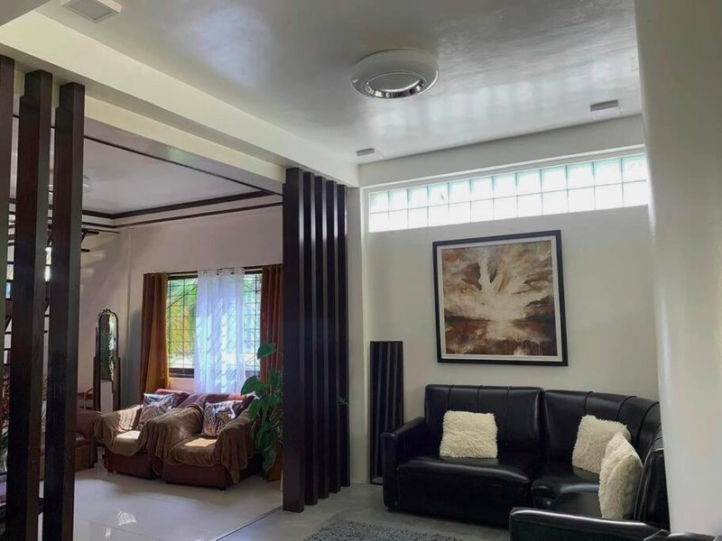 A tranquil & spacious 4-bedroom vacation home in Surigao del Sur, Philippinesの写真
