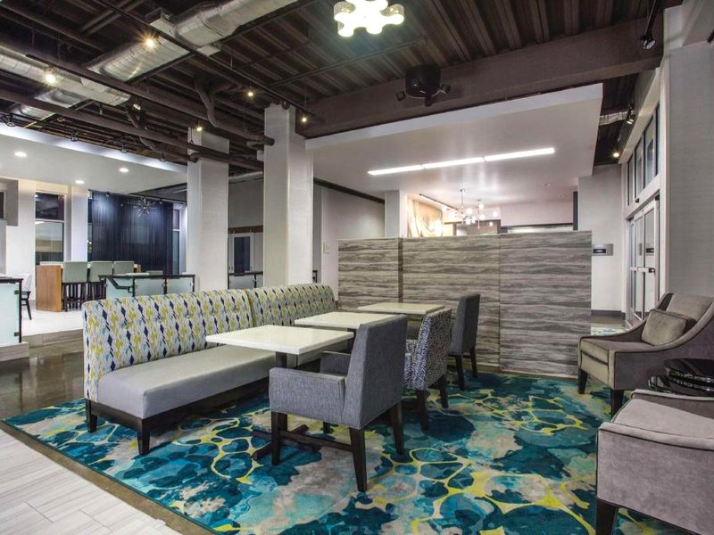 ラ キンタ イン&スイーツ バイ ウィンダム ウィンチェスター (La Quinta Inn & Suites by Wyndham Winchester)の写真
