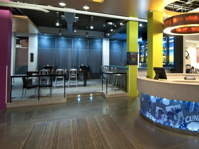 ラ キンタ イン&スイーツ バイ ウィンダム ウィンチェスター (La Quinta Inn & Suites by Wyndham Winchester)の写真