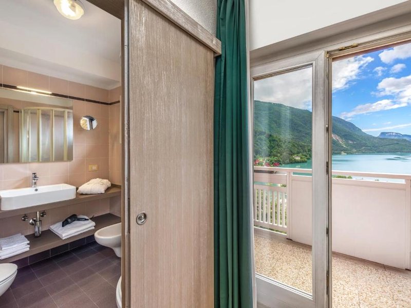 Hotel Londra Slow Living Molvenoの写真