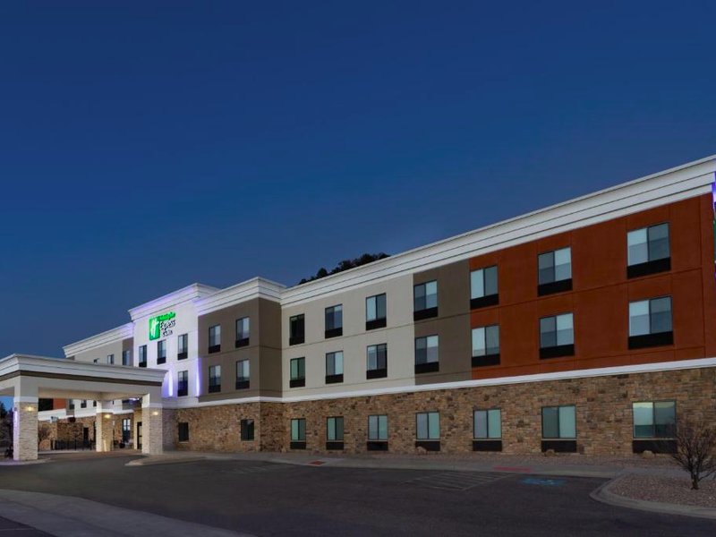 Holiday Inn Express & Suites Trinidad By IHGの写真
