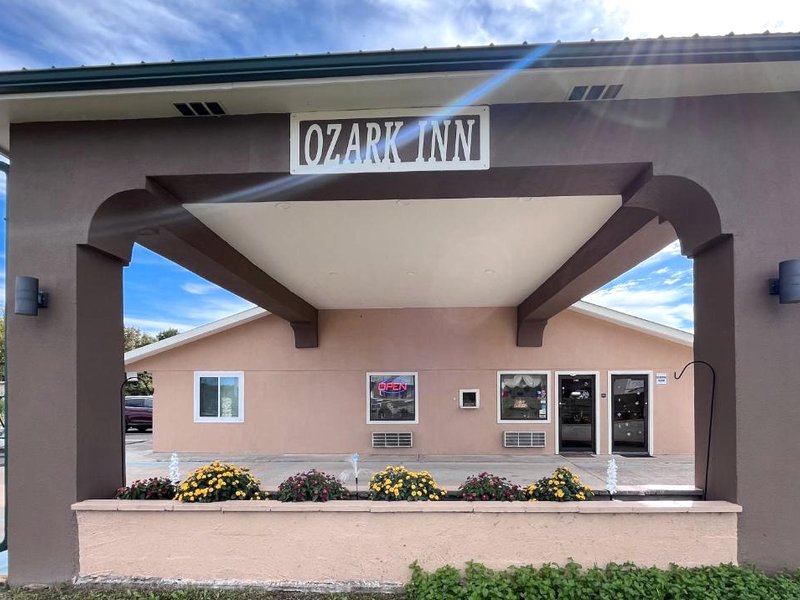 オザーク イン  (Ozark Inn)の写真