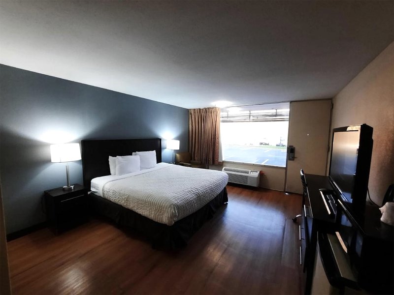 Americas Best Value Inn Molineの写真