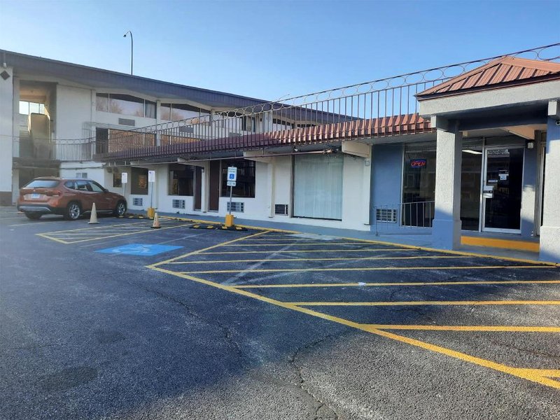 Americas Best Value Inn Molineの写真