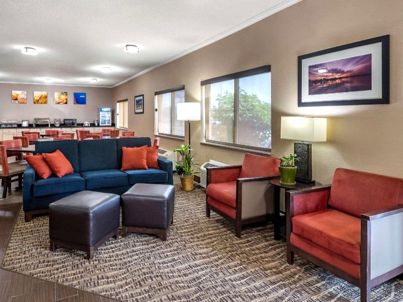 Comfort Inn Moline - Quad Citiesの写真