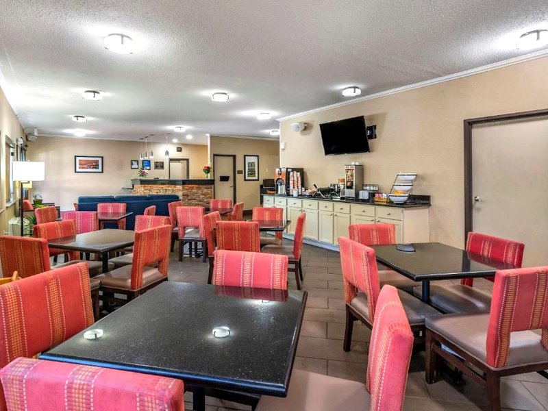Comfort Inn Moline - Quad Citiesの写真