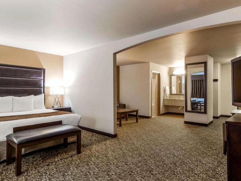 ベストウェスタン オーク メドーズ イン (Best Western Oak Meadows Inn)の写真