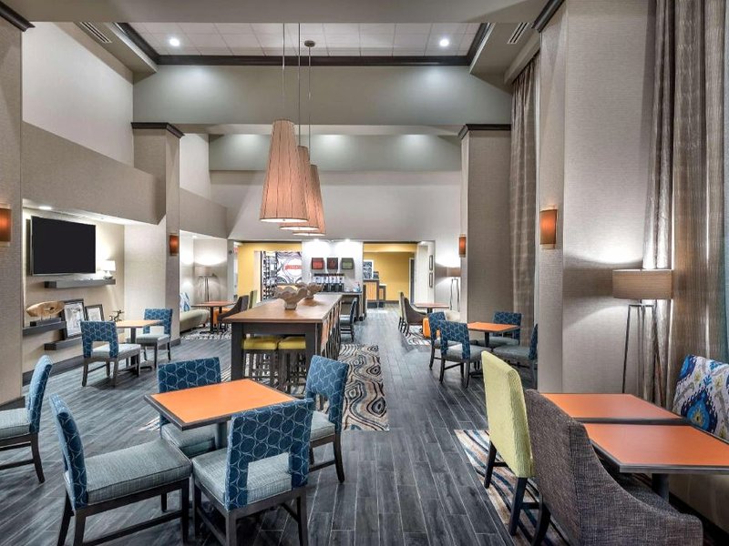 ハンプトン イン アンド スイーツ ウェスト メルボルン パーム ベイ ロード (Hampton Inn & Suites West Melbourne-Palm Bay Road)の写真