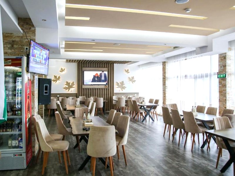 Хотел Чинар Кирковоの写真