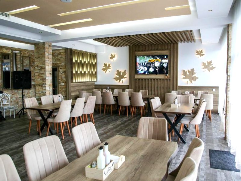 Хотел Чинар Кирковоの写真