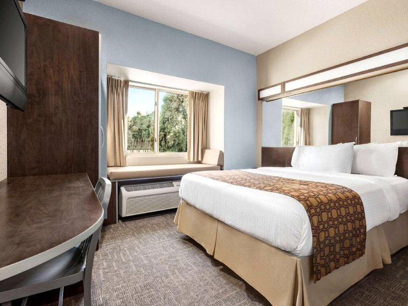 マイクロテル イン&スイーツ バイ ウィンダム ウッドストック アトランタ ノース (Microtel Inn & Suites by Wyndham Woodstock/Atlanta North)の写真