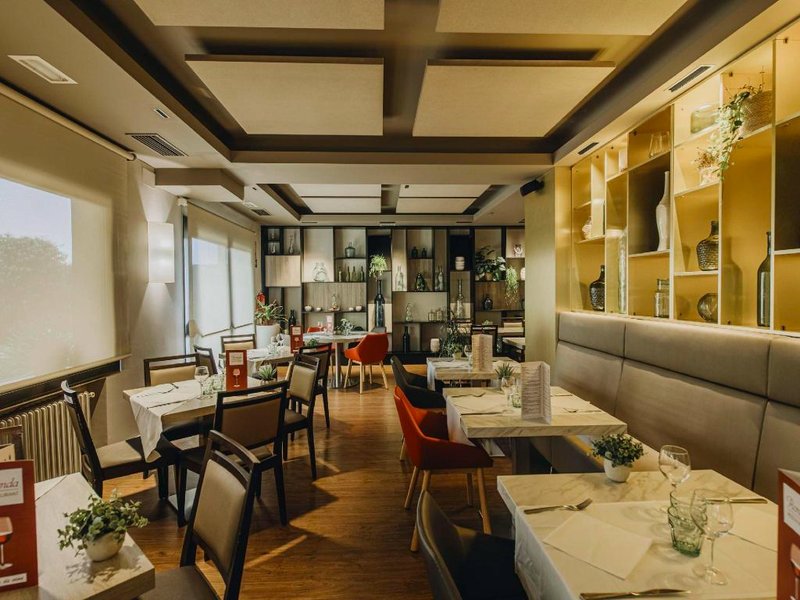 ibis Styles Figueres Rondaの写真