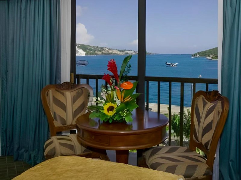 ウィンドワード パッセージ ホテル (Windward Passage Hotel)の写真