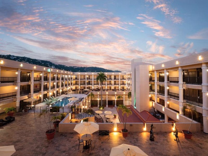 ウィンドワード パッセージ ホテル (Windward Passage Hotel)の写真