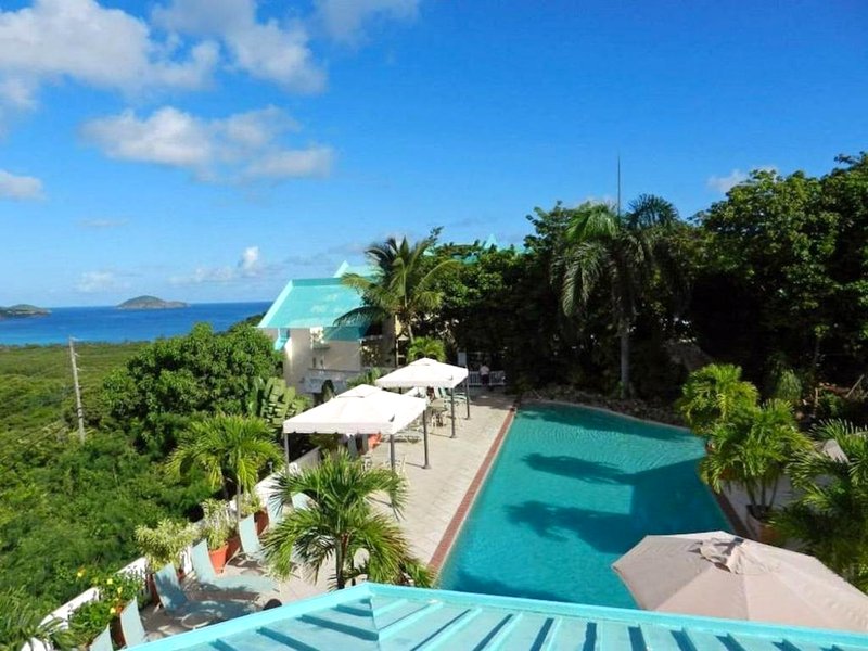 Flamboyan on The Bay Resort & Villasの写真