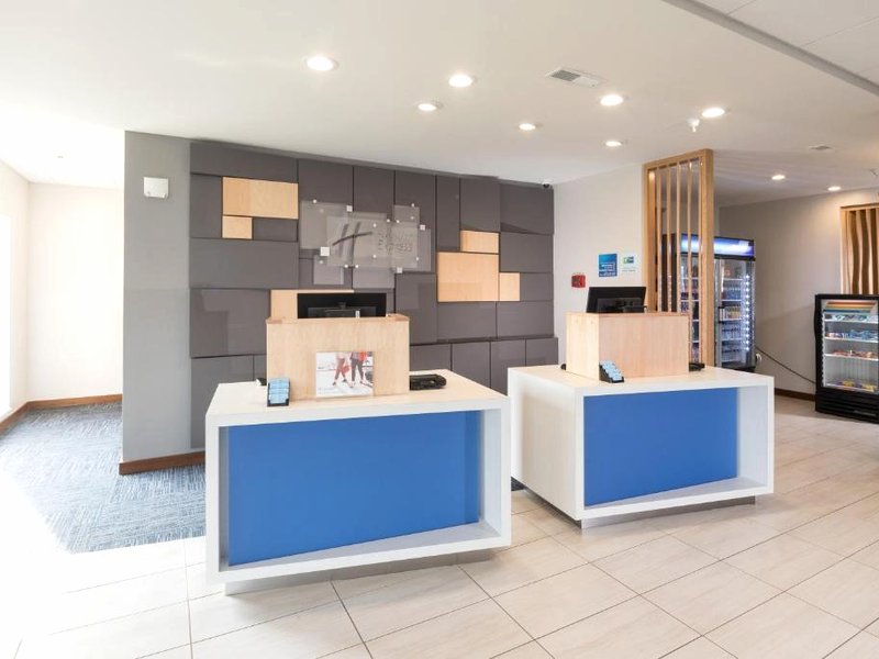 Holiday Inn Express Hotel & Suites Logansport By IHGの写真