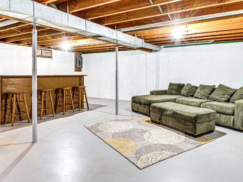 2 Mi to Downtown Logansport Quiet Home with Grillの写真