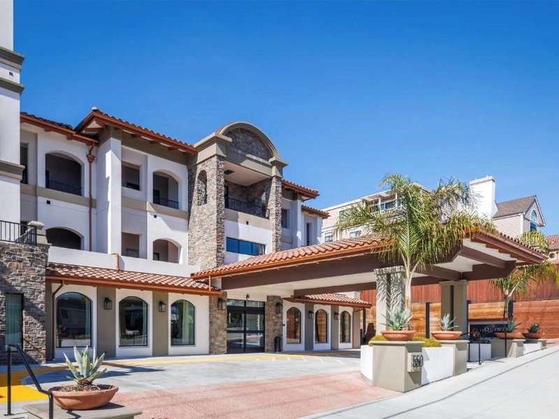 ラ キンタ イン & スイーツ バイ ウィンダム サンタ クルーズ (La Quinta Inn & Suites by Wyndham Santa Cruz)の写真