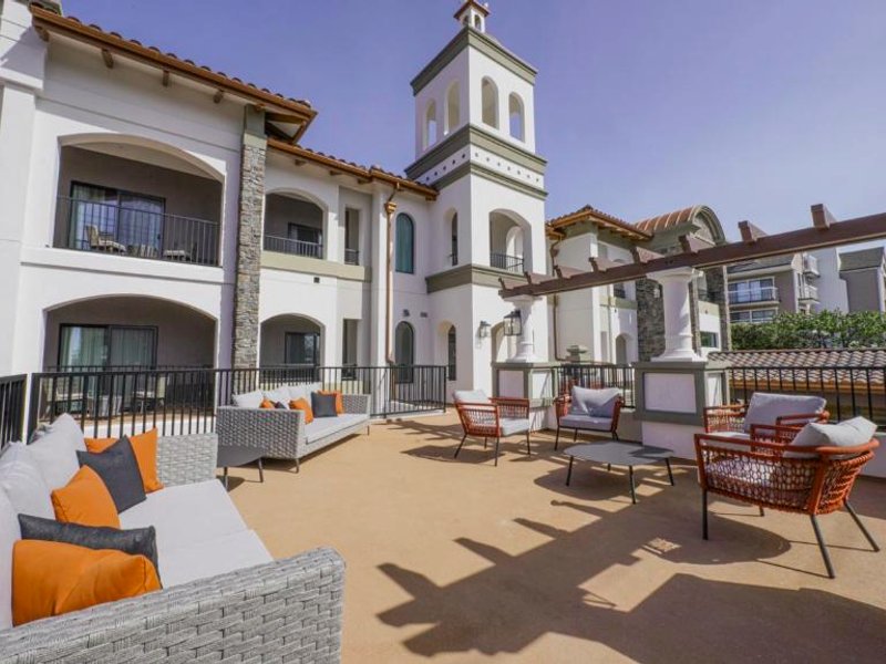 ラ キンタ イン & スイーツ バイ ウィンダム サンタ クルーズ (La Quinta Inn & Suites by Wyndham Santa Cruz)の写真