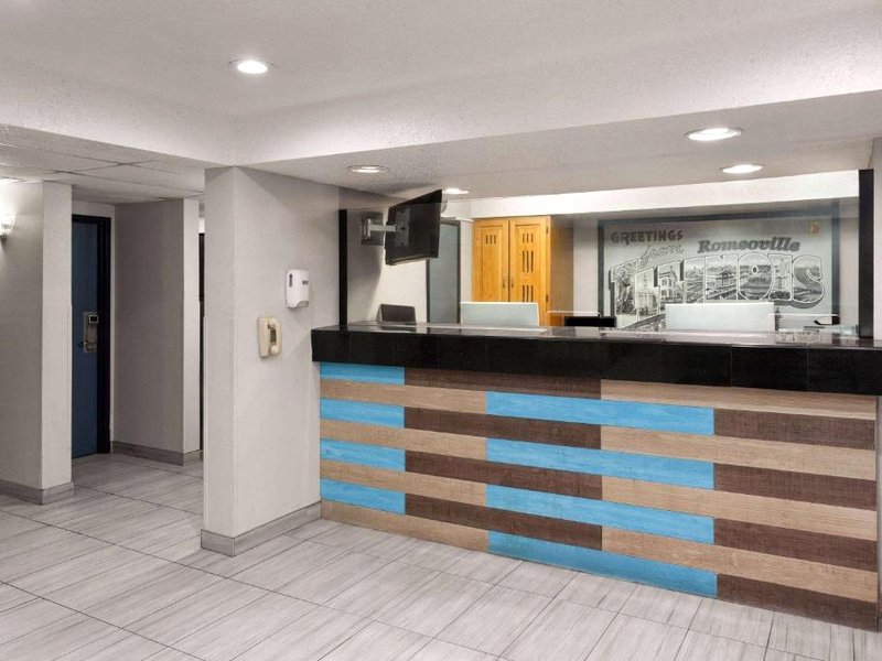 スーパー 8 バイ ウインダム ロメオヴィル ボーリングブルック (Super 8 By Wyndham Romeoville Bolingbrook)の写真