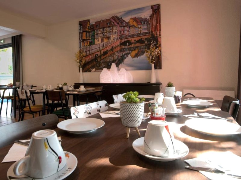 Hotel Arc-En-Ciel Colmar Contact Hotelの写真