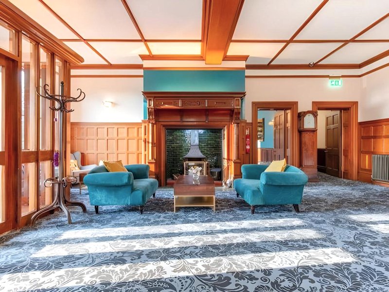 ウッドランズ マナー ホテル (Woodland Manor Hotel)の写真