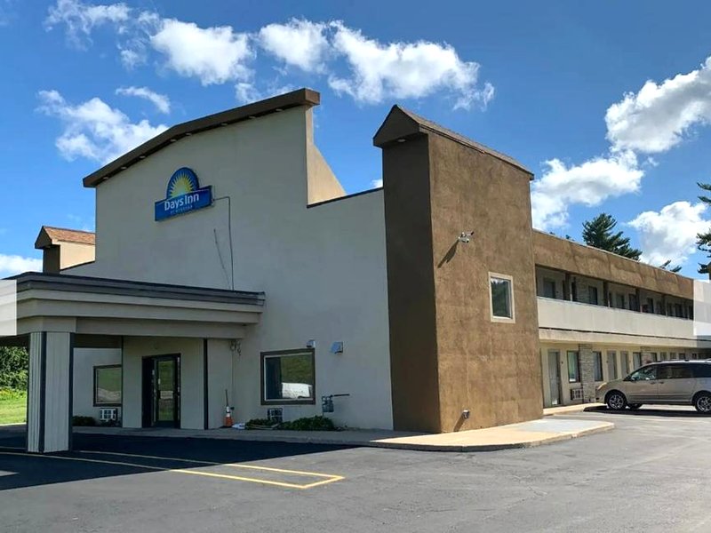 Days Inn by Wyndham Bellville Mansfieldの写真