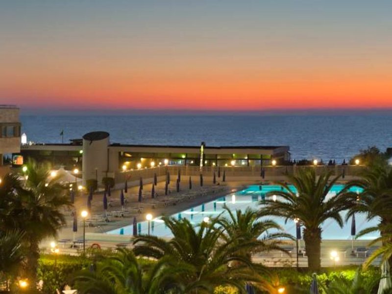 グランド ホテル コンチネンタル (Grand Hotel Continental)の写真