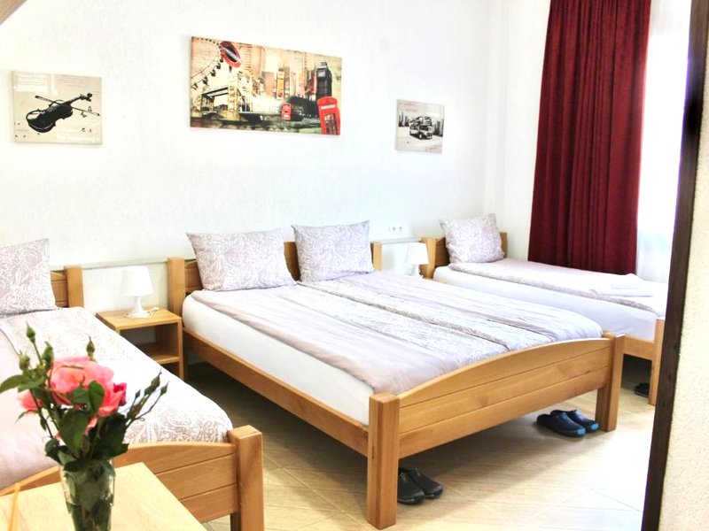 Becar Pyramid Roomsの写真