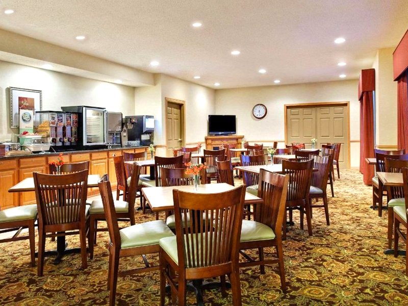 カントリー イン&スイーツ バイ ラディソン ロック フォールズ IL (Country Inn & Suites by Radisson, Rock Falls, IL)の写真