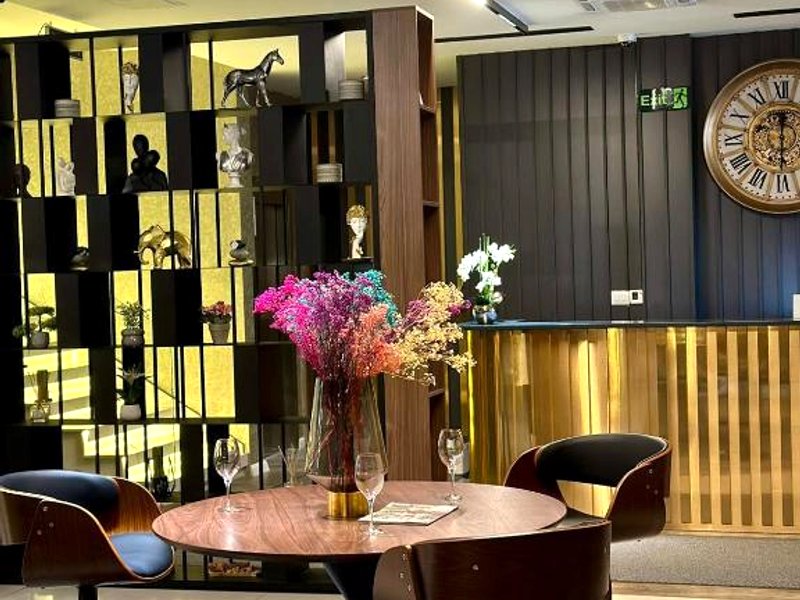 Ador Hotel North Mitrovicaの写真