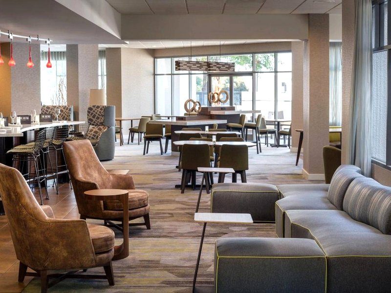 コートヤード リッチモンド バークリー (Courtyard Richmond Berkeley)の写真