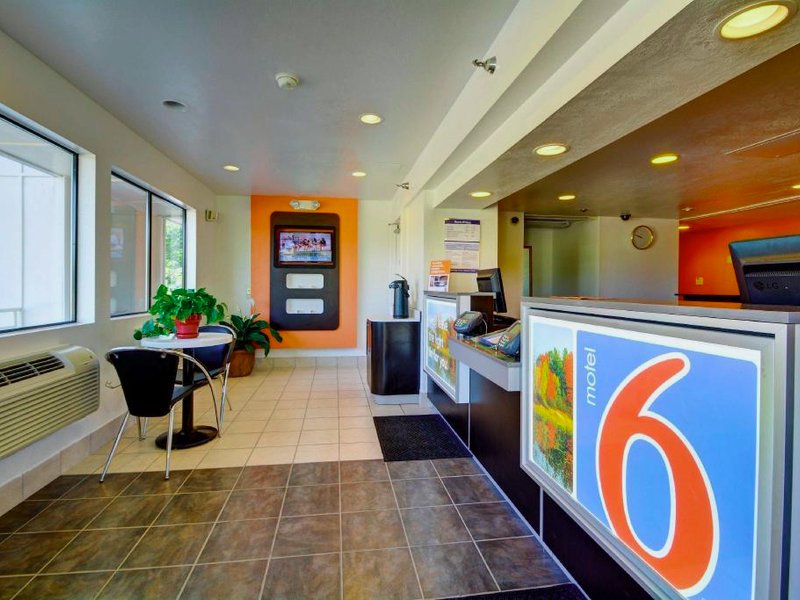 Motel 6 Windsor Locks, CT - Hartfordの写真