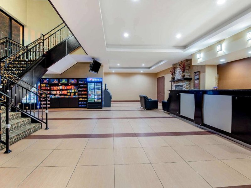 La Quinta Inn by Wyndham West Long Branch/NJ Shore Areaの写真